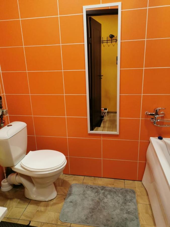 TelšiaiLaisves 10アパートメント エクステリア 写真
